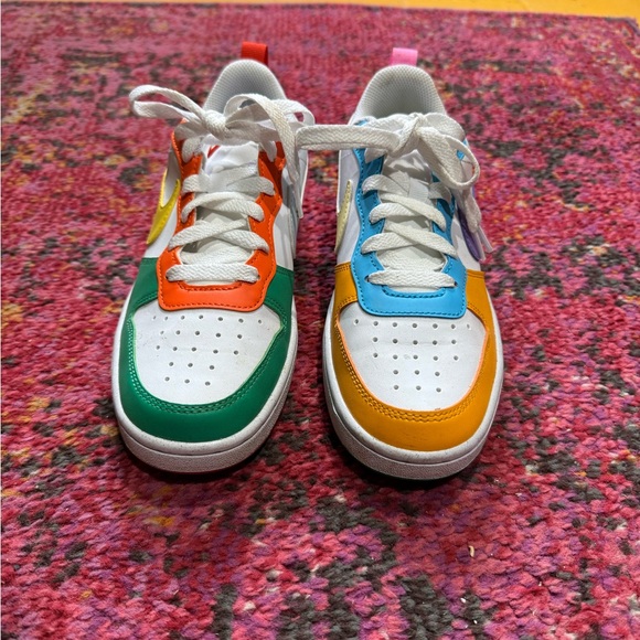 Nike Multicolor Sneakers - Picture 3 of 6